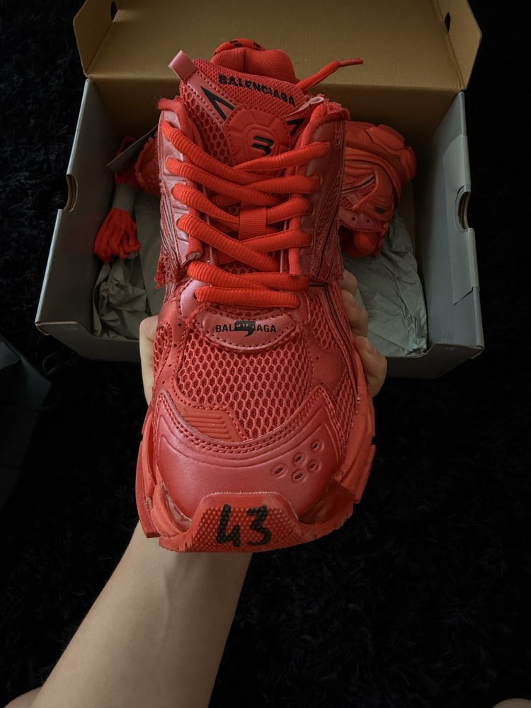 Balenciaga Runner