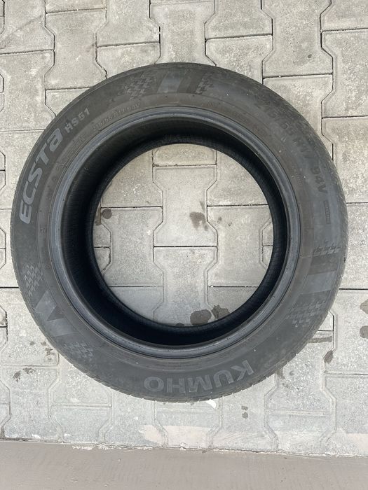 Продам кмплект из трех шин 215 55 R17