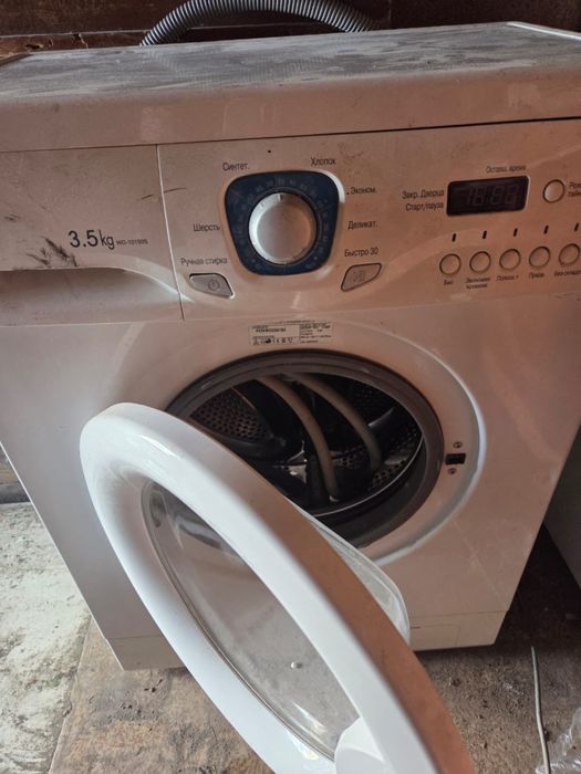 Продам стиральную машинку автомат