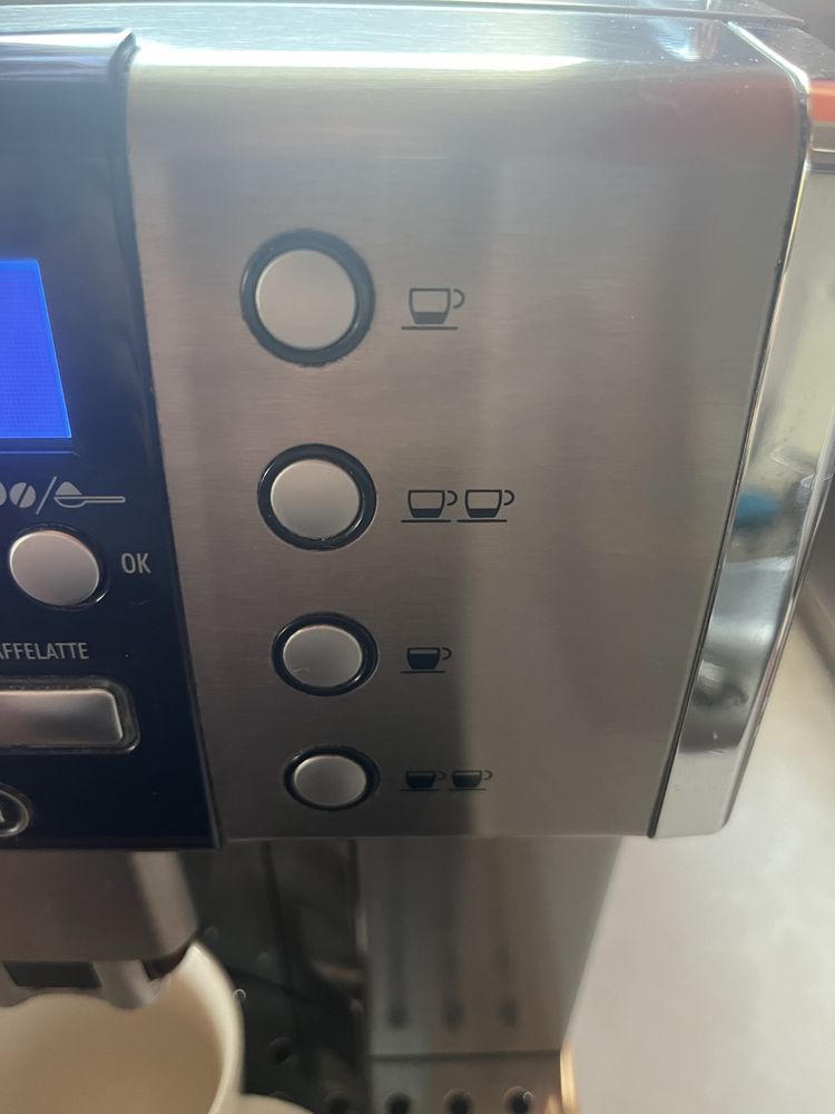 DeLonghi PrimaDonna Кафе-Автомат/Кафе-Машина