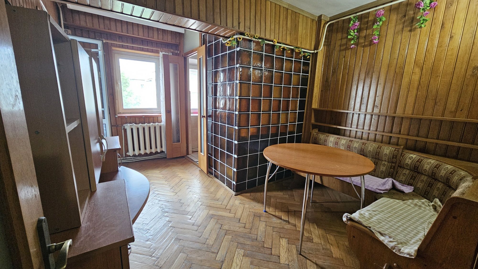 Apartament CENTRU 116 mp  + GARAJ + BOXA