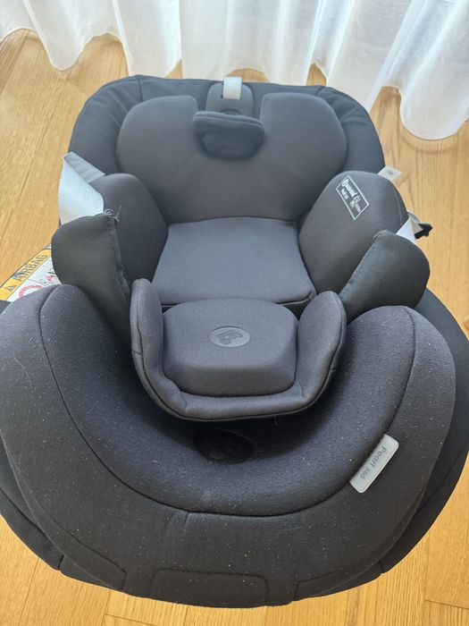 Maxi Cosi Pearl 360 с isofix 0+