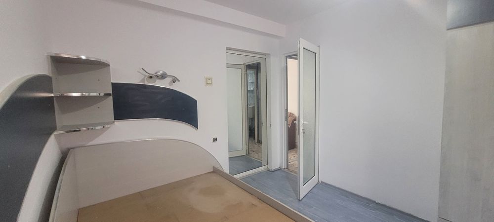Apartament 2 camere in Onesti, zona centrala.