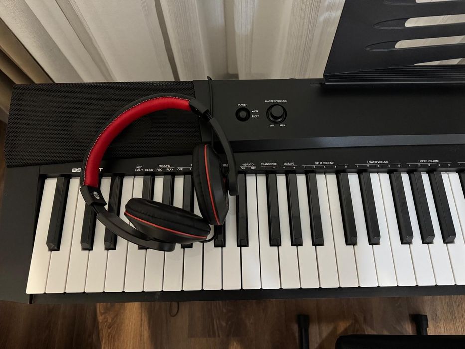 Pian digital 88  clape