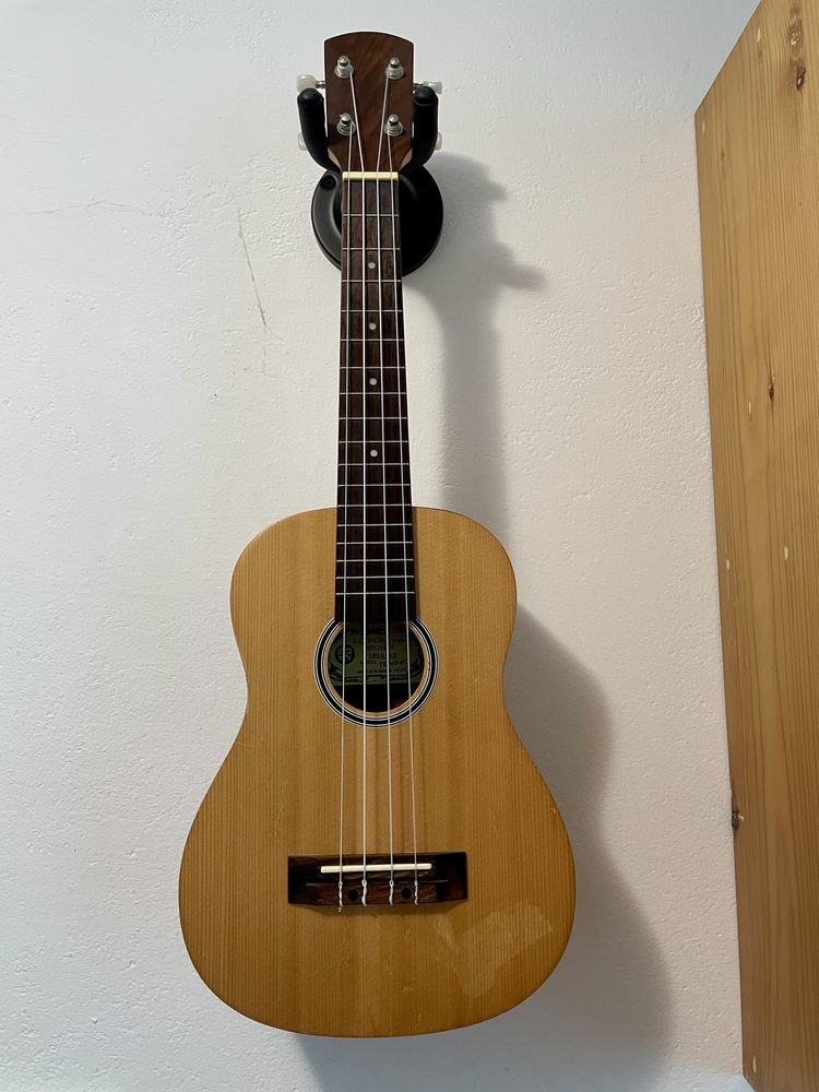 Ukulele Starter Pack