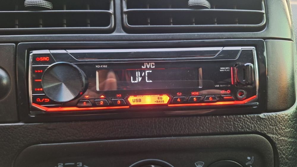 CD player JVC KD-X162