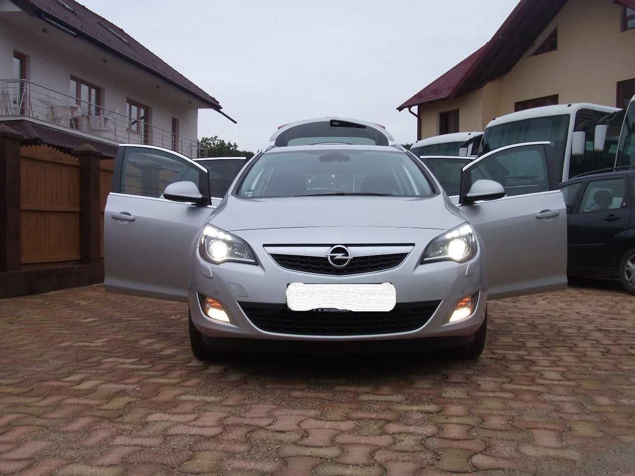 Opel Astra J Sports Tourer