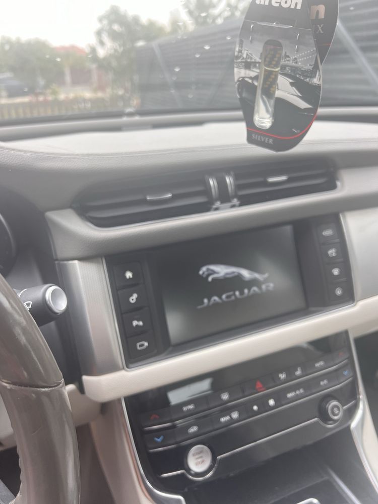 Vand jaguar impecabil full led