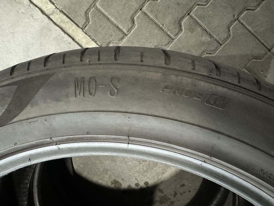 2бр летни гуми Pirelli 275/45/21 Dot3922