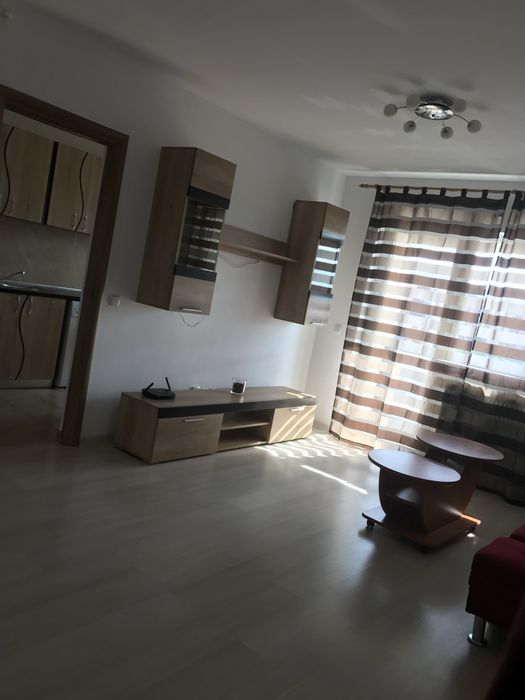 Inchiriez apartament 3 camere militari residence