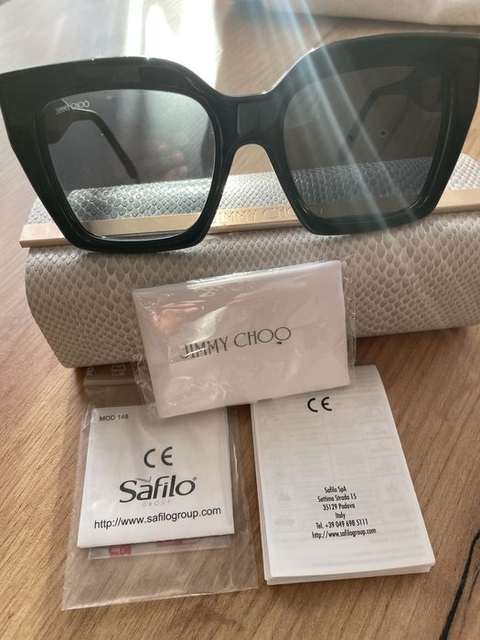Продавам дамски слънчеви очила Jimmy Choo