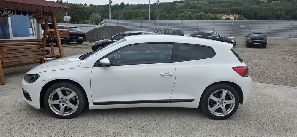 Vw scirocco 2.0 benzină 300 cp automat an 2009.