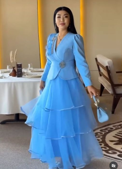 Платье новое 46 рр