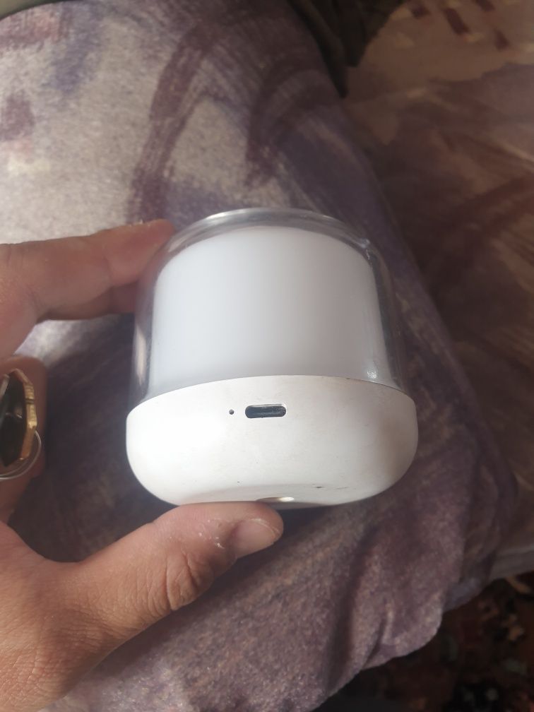 Продам Bluetooth колонку