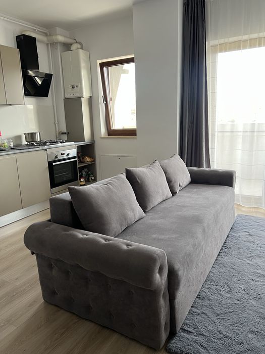 Canapea extensibila cu lada