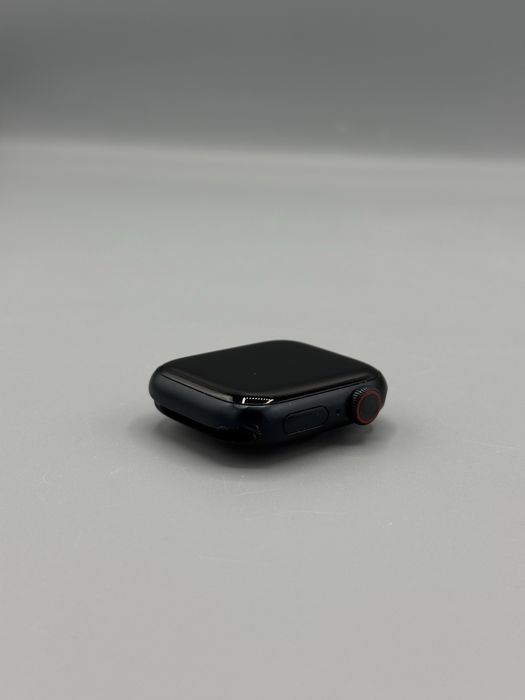 Apple Watch Series 9, GPS + Cellular, 41mm, Midnight