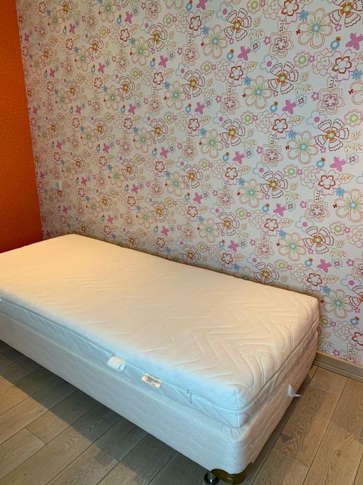 Продается Кровать 200х90