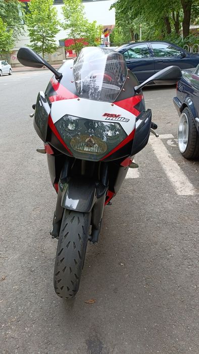 Aprilia rsv mille preț fix schimb cu scuter sau auto