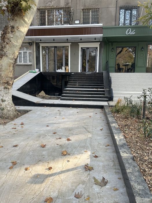 Аренда помещения под кафе, магазин, аптека ор. Ц-1, Садик Азимова.