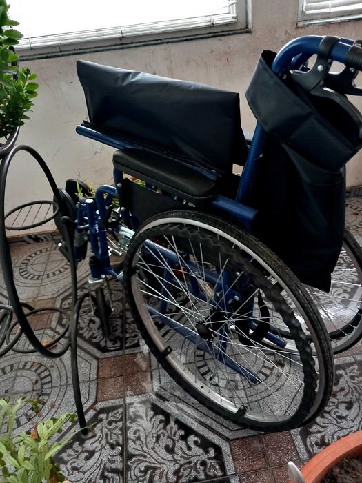 Инвалидна количка