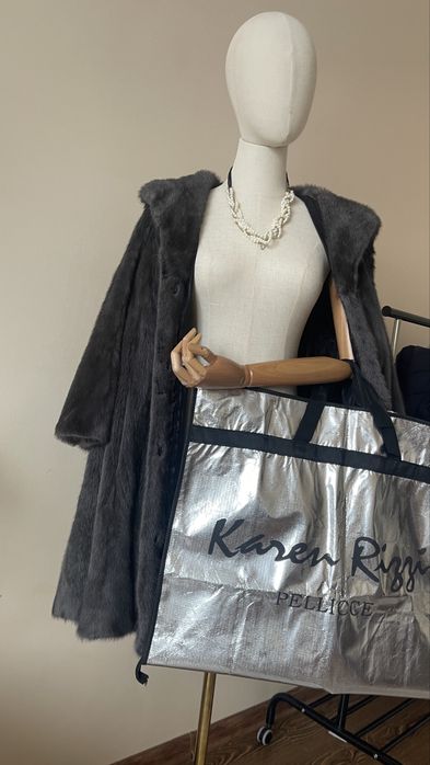 Шуба из норки почти новая