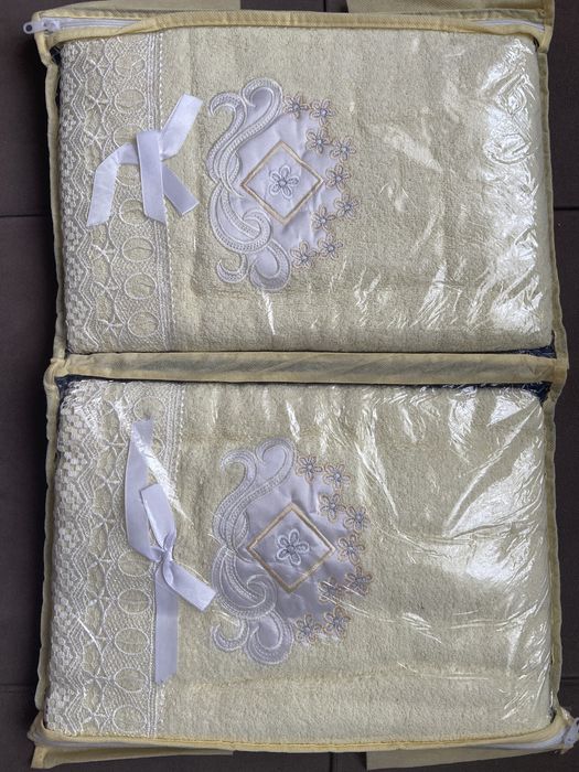 Продам полотенца новые