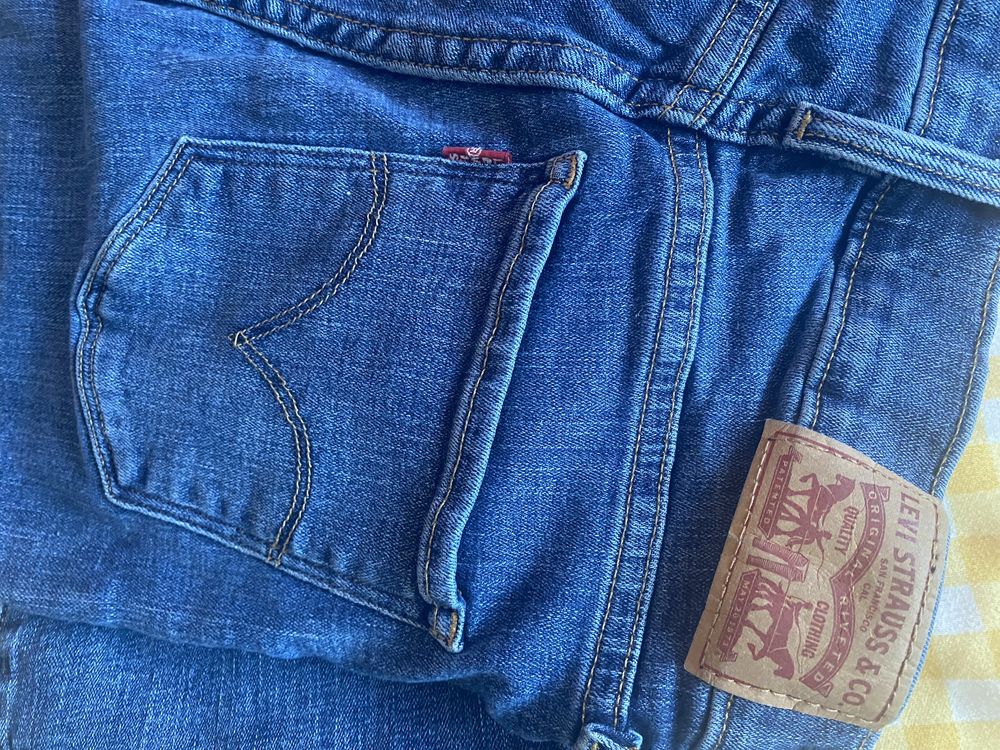 Дамаки дънки Levi Strauss