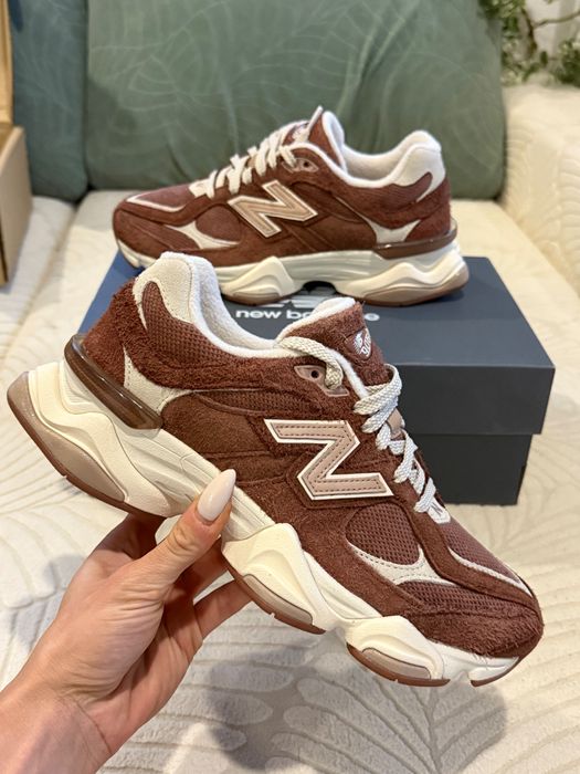 Оригинални New Balance 9060 rich oak