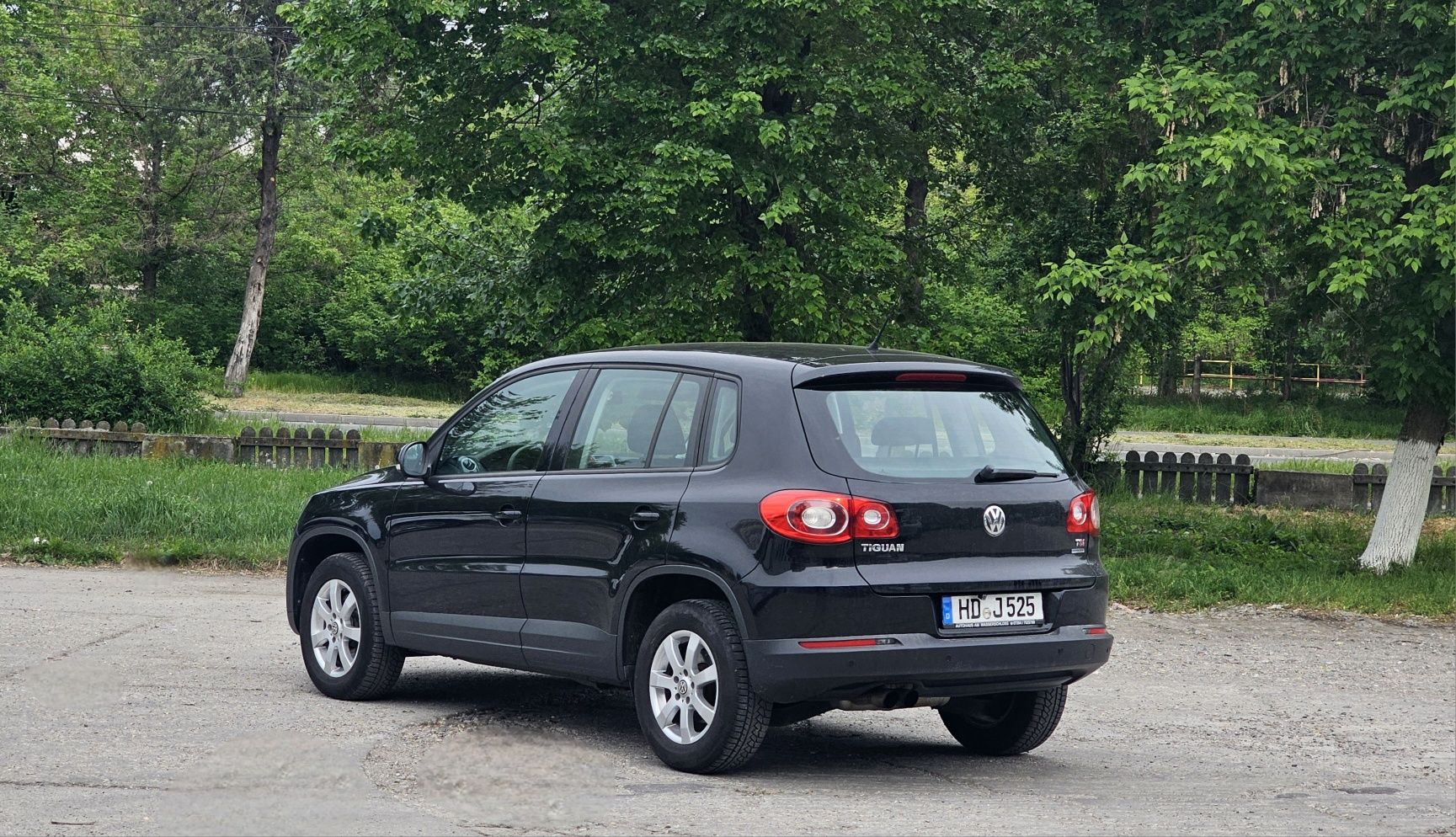 VW Tiguan 1.4TSI BlueMotion Navigatie ÎncălzireScaune Clima Bluetooth