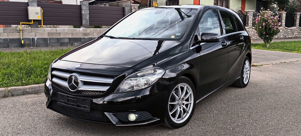 Mercedes B200 / 2013 / 1.8Cdi 140Cp / Front Assist / Navigatie