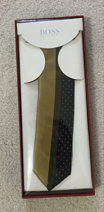 Cravata Hugo Boss batbati,multicolora.
