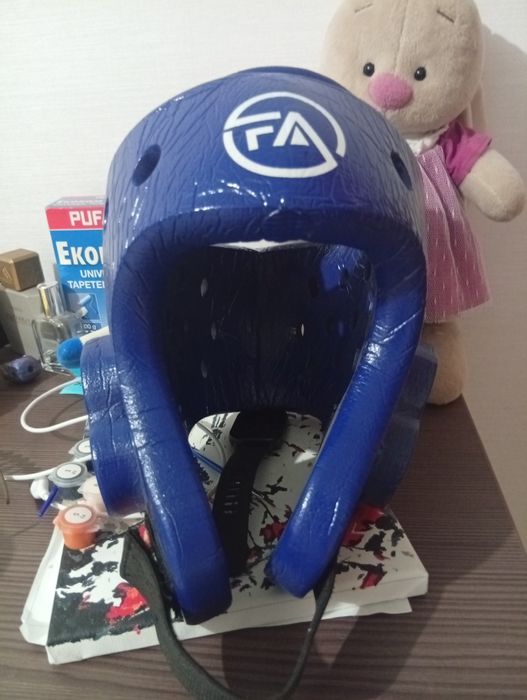 Шлем для тхэквондо