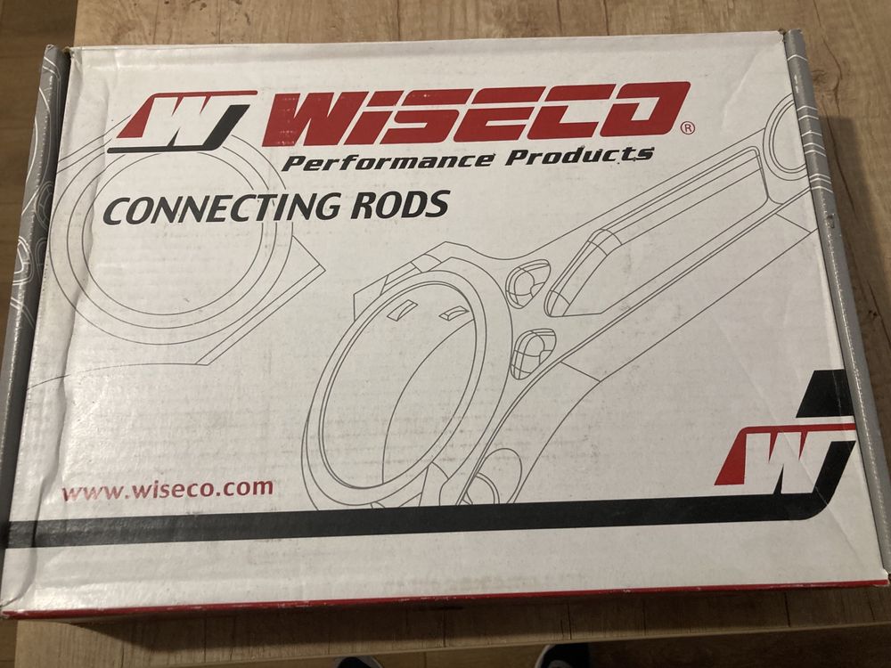 Ковани биели WISECO BoostLine за Subaru EJ20/EJ25 Turbo двигатели
