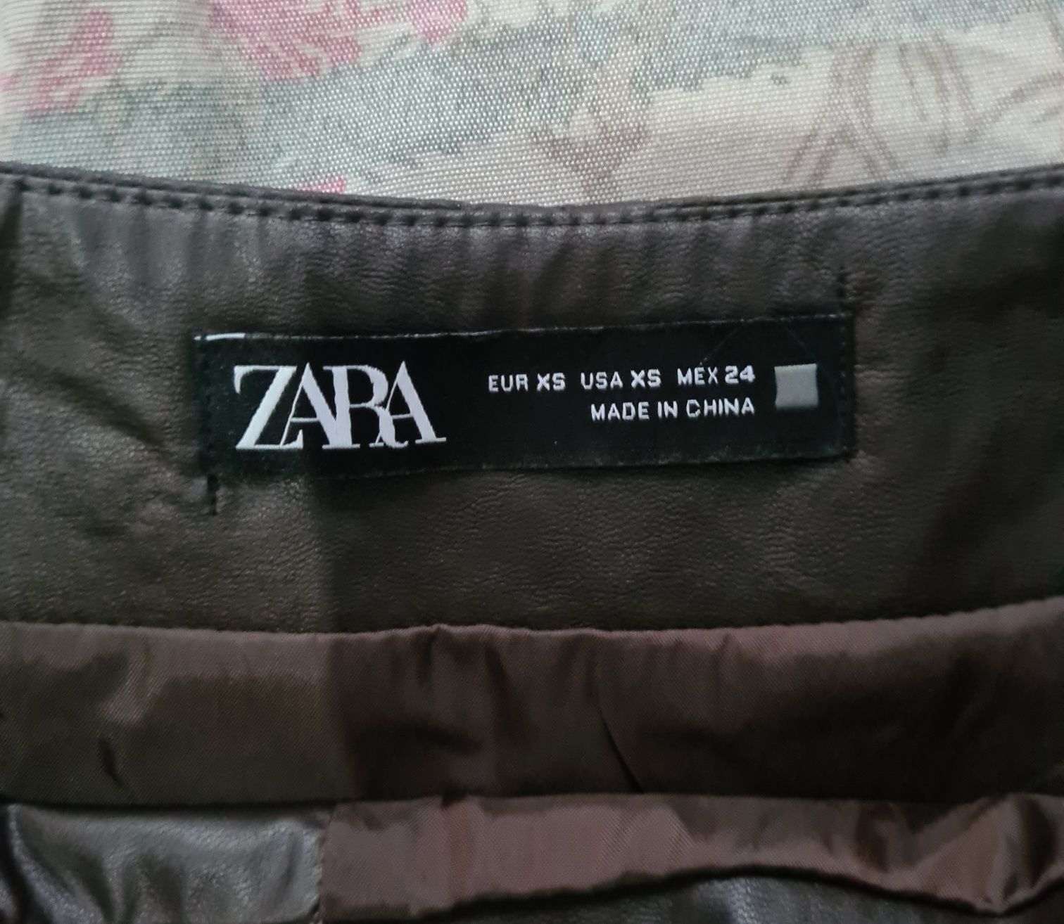 Fusta mini imitație piele Zara