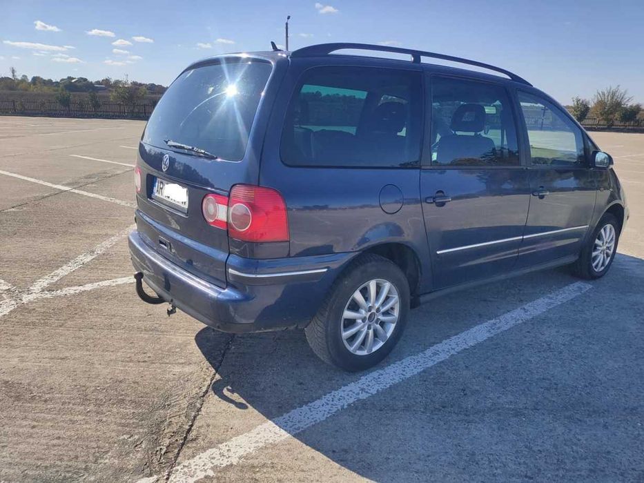 VW Sharan 7 locuri, an 2005, motor 1.9 TDI 131 cp, inmatric, fiscal ok