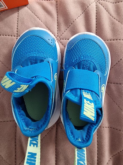Маратонки Nike...