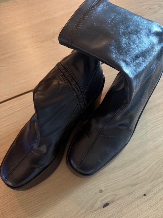 Кожени боти Zara