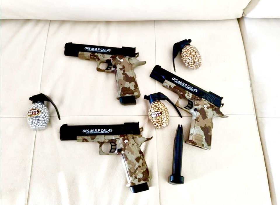 Pistol cu bile airsoft metalic+ bile abs incluse 500buc