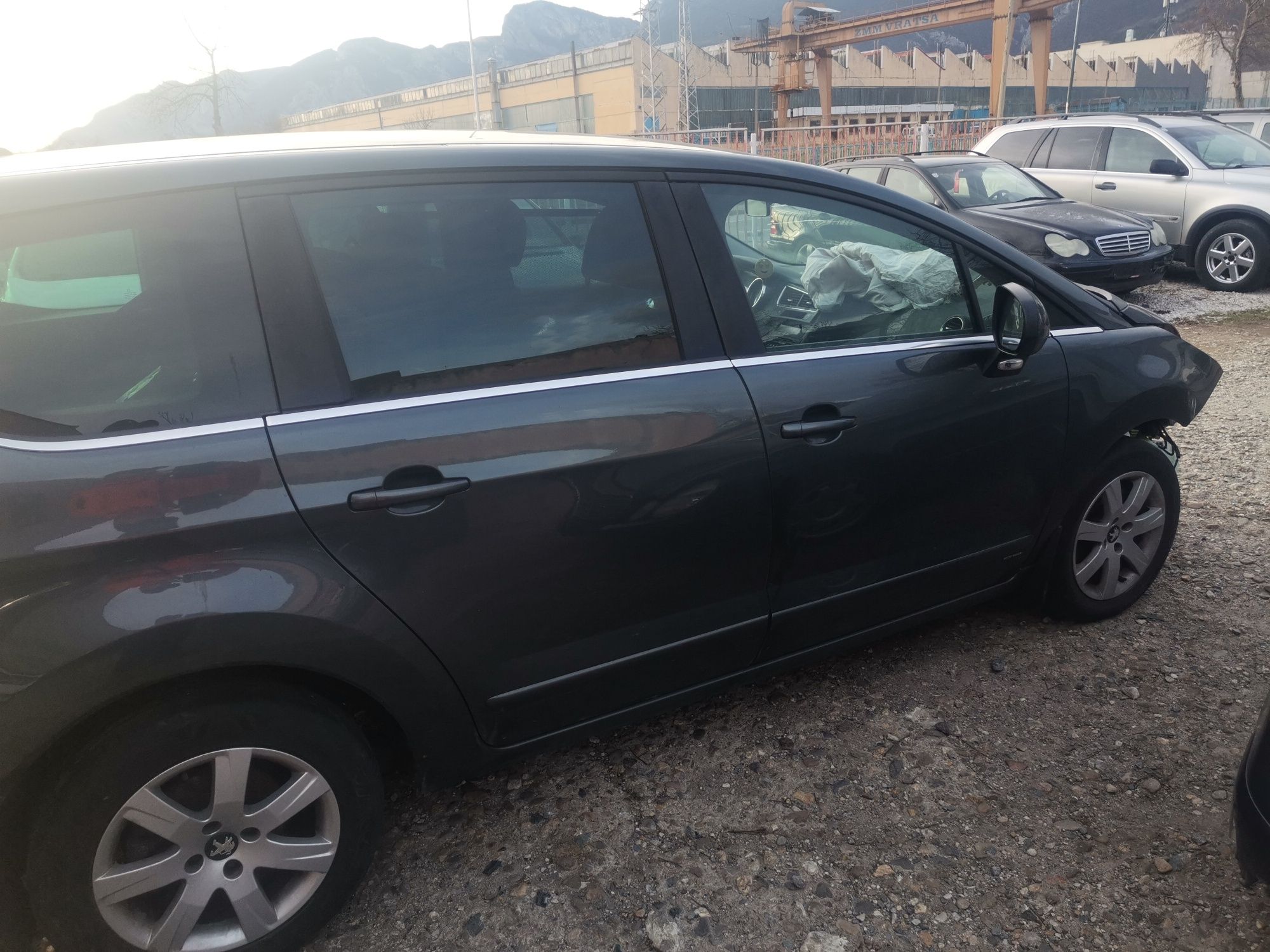 Пежо 5008 peugeot 5008 1.6hdi 109кс 9HZ (DV6TED4) за части