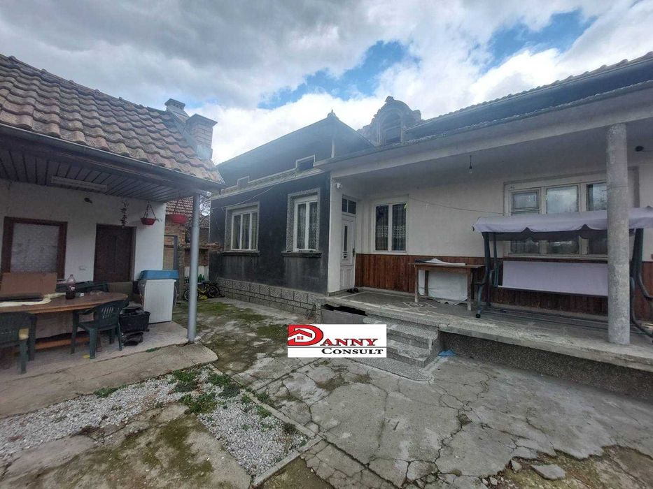 Продава се Къща в Велико Търново, Акация - 100 кв.м за 281 €/кв.м - Снимка #2