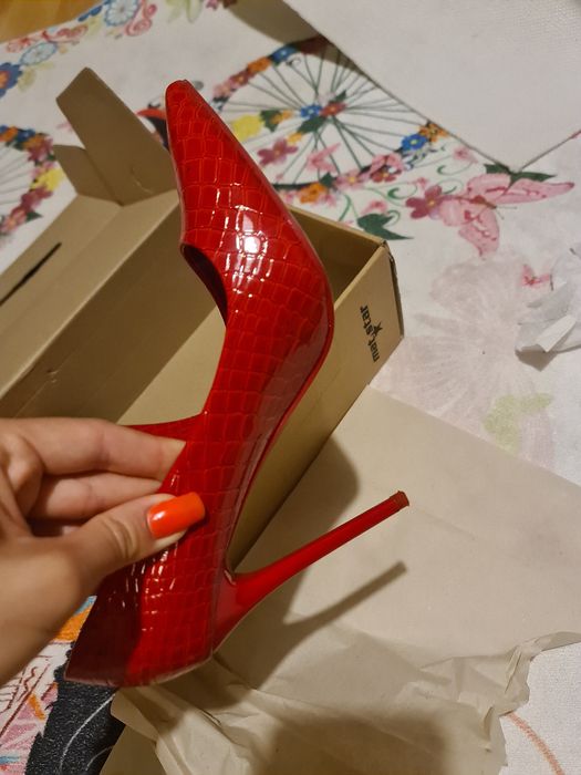 Токчета естествена кожа