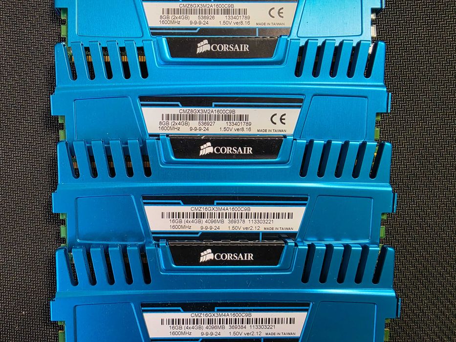 Memorie 16GB DDR3 1600MHz Corsair