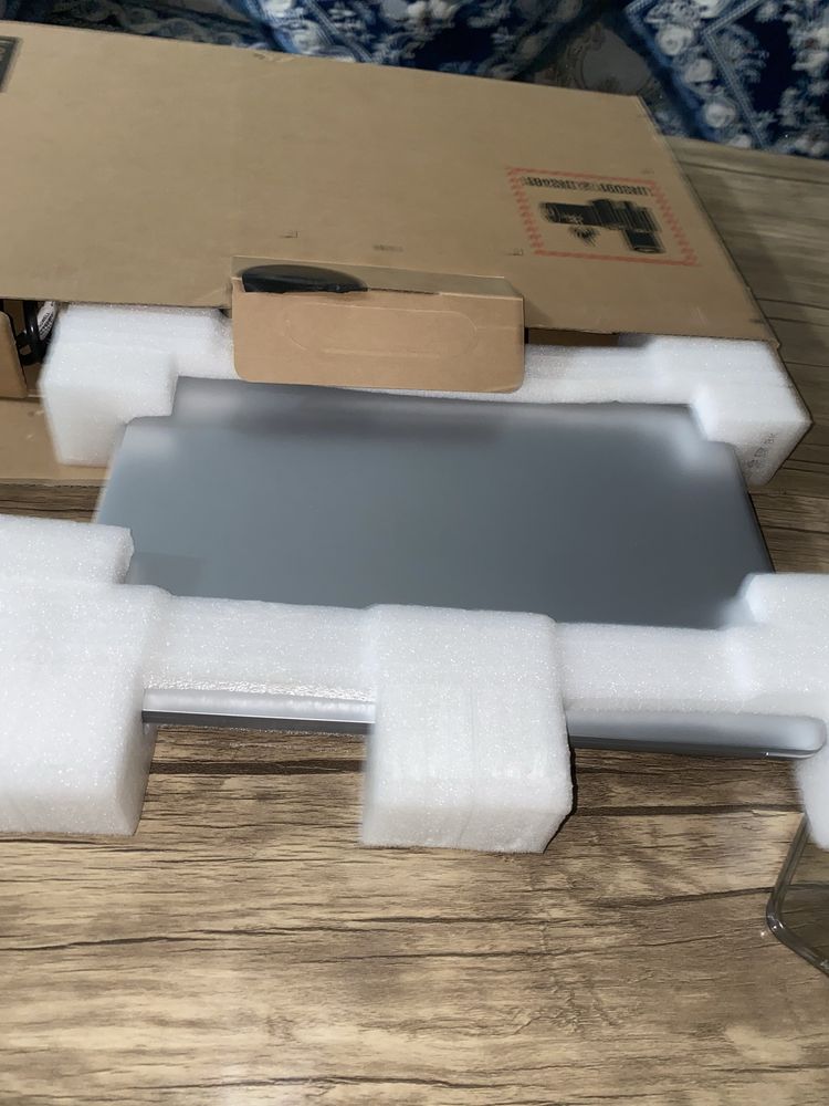 noutbuk lenovo 256SSD
