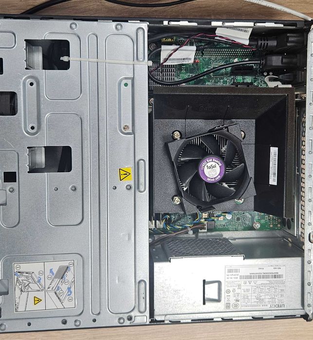 Lenovo ThinkCentre + монитор iiyama X2377HDS + мишка Logi G403 подарък