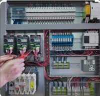 Electrician profesionist