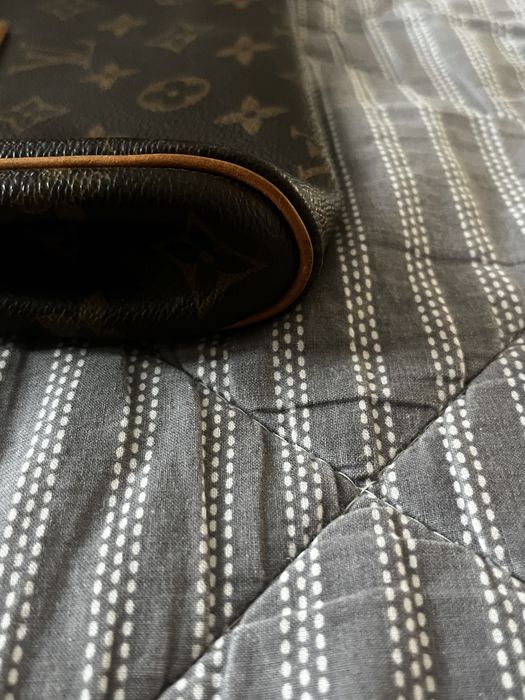 Geanta Louis Vuitton