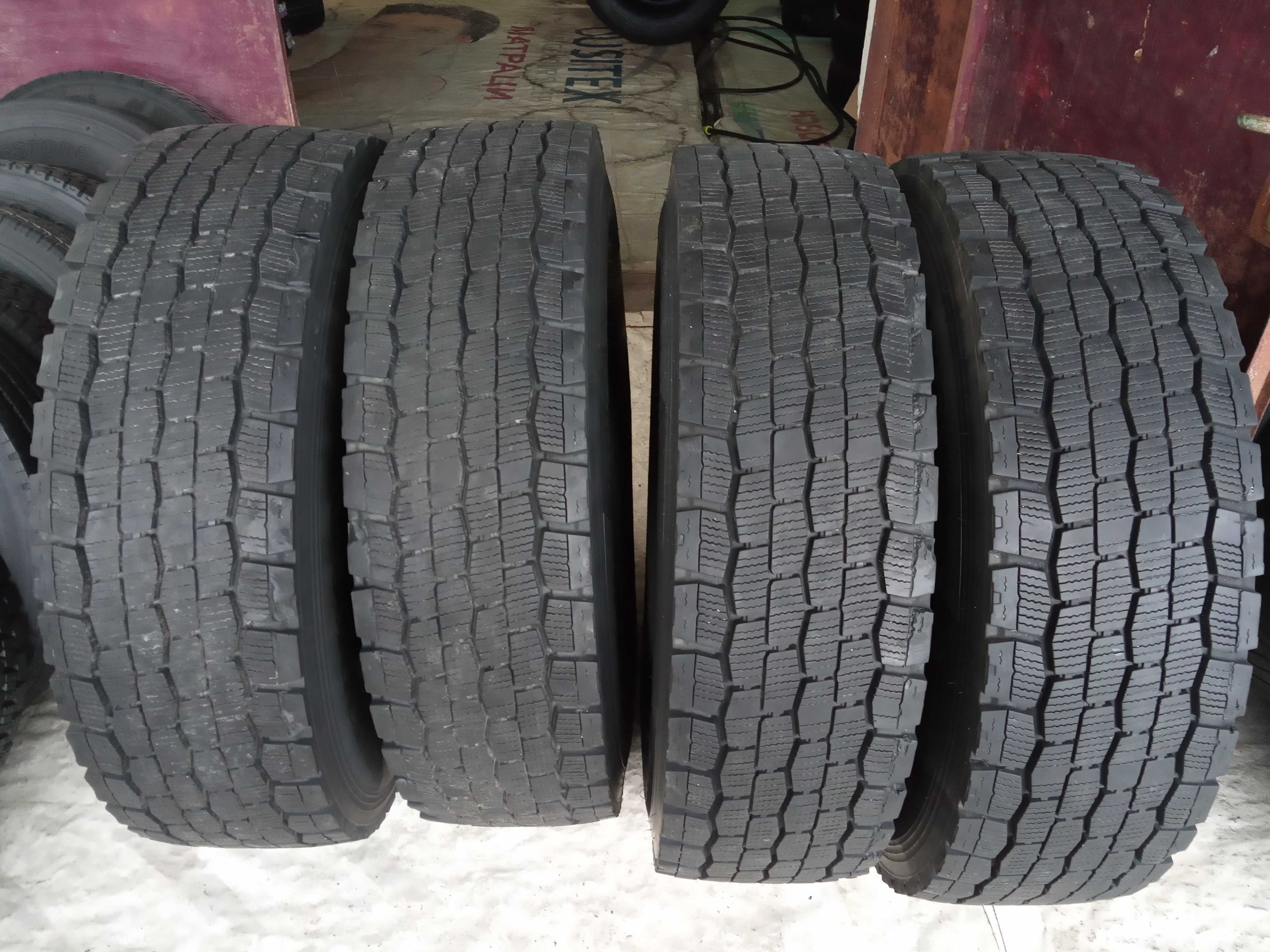 4 Тежкотоварни гуми 295/80R22.5 Hankook DWO7 152/148L M+S Madein Korea