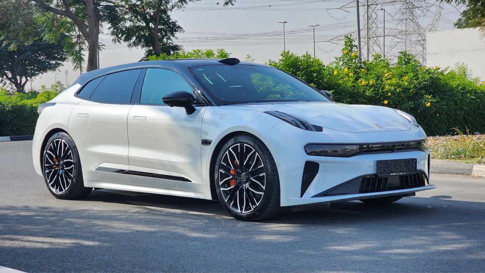 zeekr 001  we 2024с пробегом 19500.Dual motor 3,5 sec 0-100 km.h