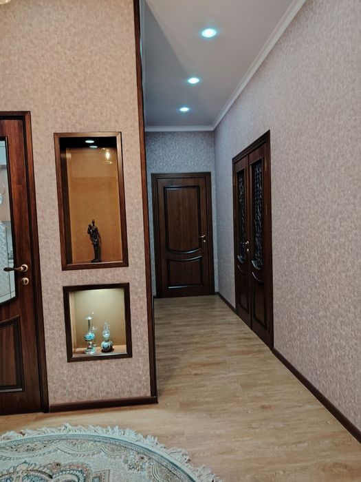 Продаётся квартира в Бухаре 3/2/3