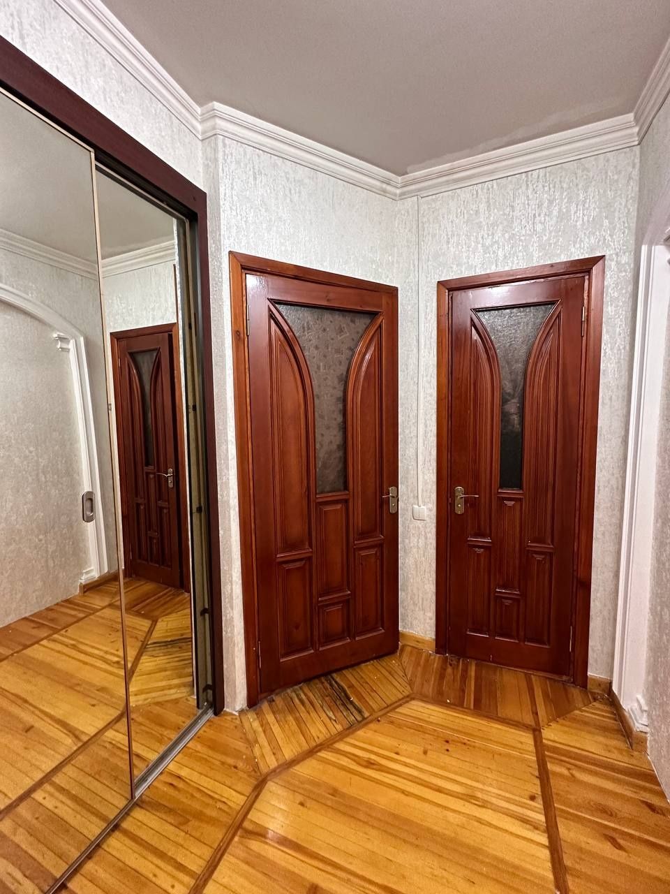 Себзор Аренда 2 х комн 60 КВ.м спец план